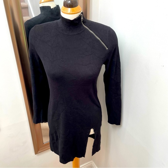 Cable and Gauge mock neck knit dress. - Picture 2 of 5